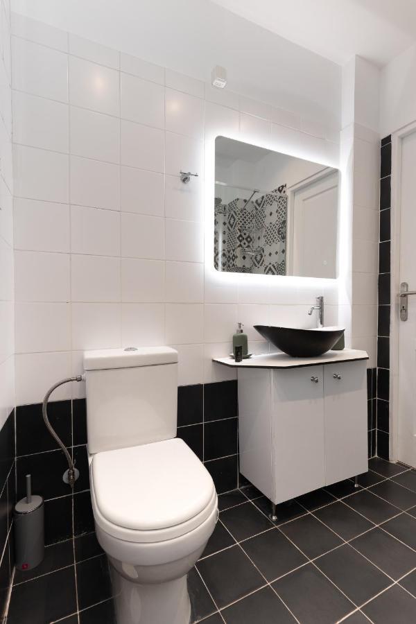 Modern Apartment, Short Walk To Acropolis Sites Atenas Exterior foto