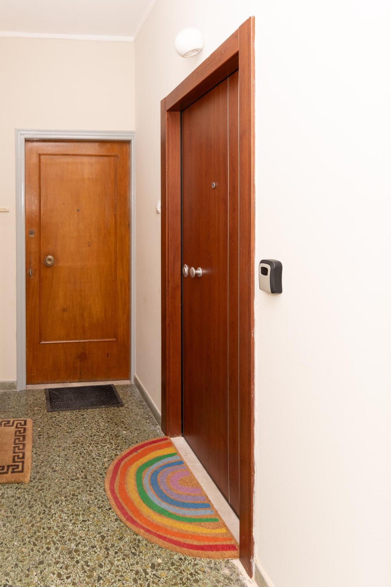 Modern Apartment, Short Walk To Acropolis Sites Atenas Exterior foto